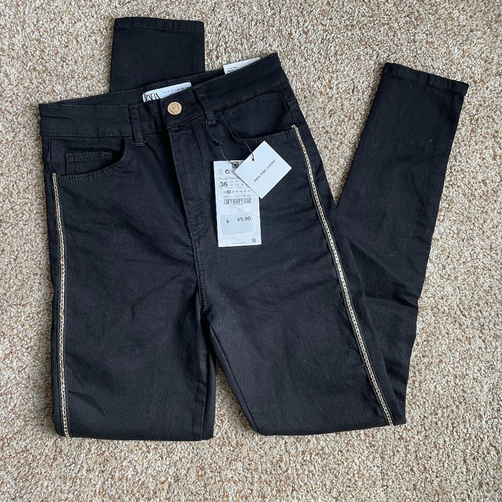 NWT Zara Black Skinny Jeans with gold chain detail